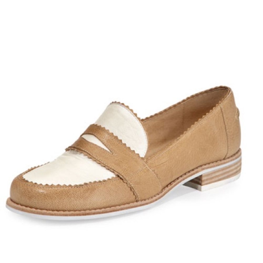 Stuart Weitzman Leather Loafers Size 6.5